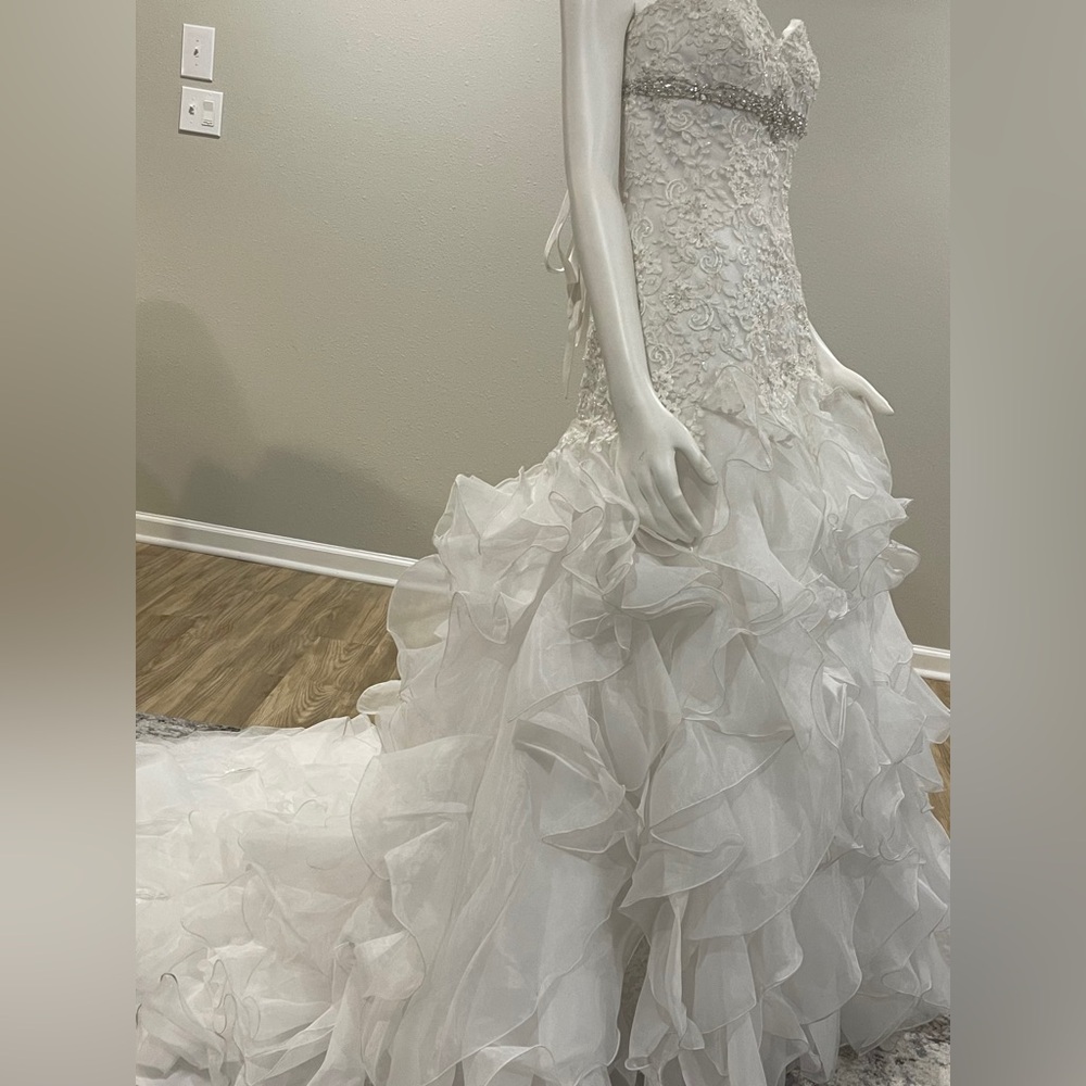 Size 12 Kenneth Winston PRIVATE LABEL BY G BRIDAL DESIGN HOUSE GOWN $1099